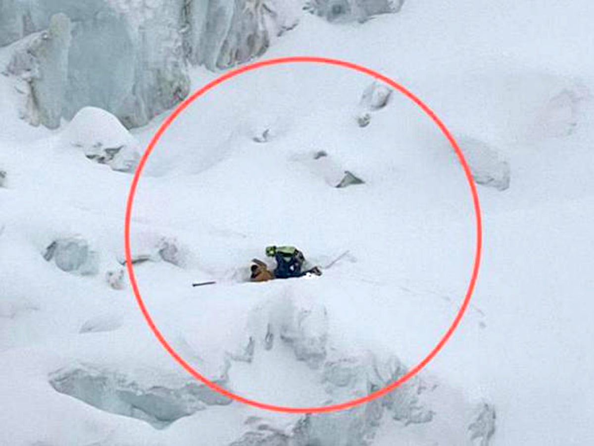 British man with hypothermia rescued on Mont Blanc while ‘dressed for Sunday stroll’